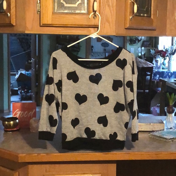 Almost Famous Sweaters - Almost Famous size Medium quarter sleeve sweat…